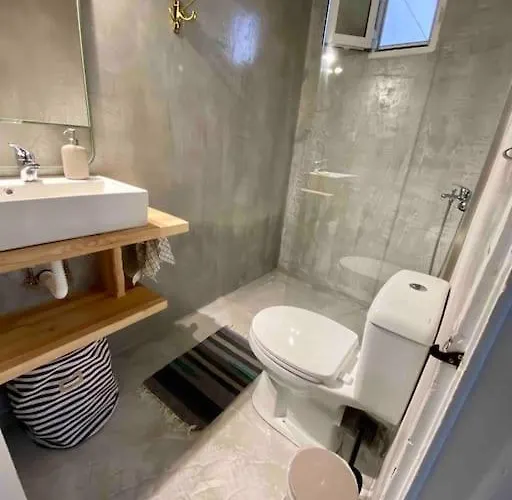 Anastasia, Downtown Nyaraló Amaliada