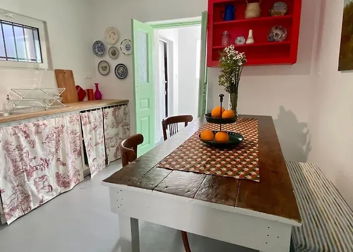 Anastasia, Downtown * Amaliada